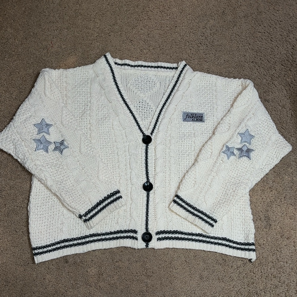 Original Taylor Swift Folklore Album Cardigan 2020 Medium/Large‎ MD/LG - Picture 2 of 11